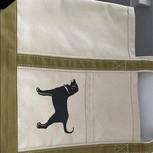 black dog tote